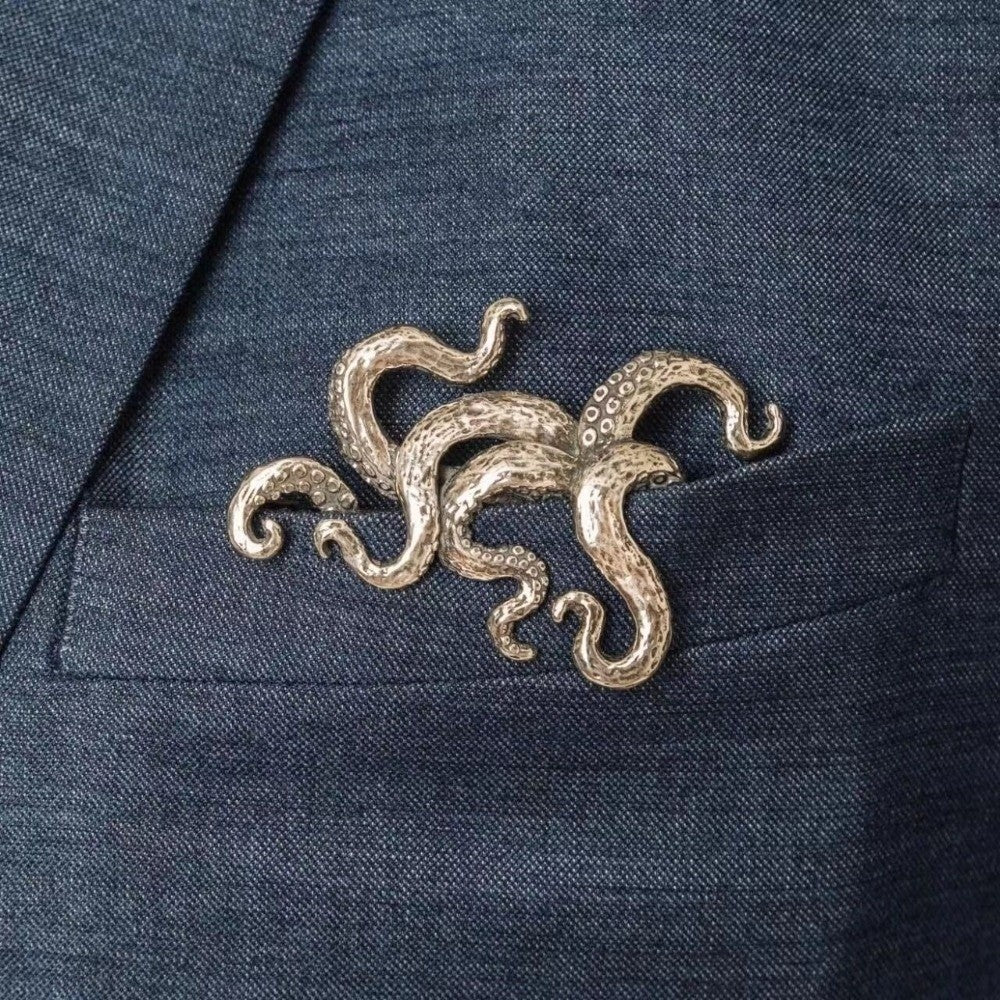 Crocodile Pattern Animal Shaped Brooch for Gentlemen – Silver Octopus
