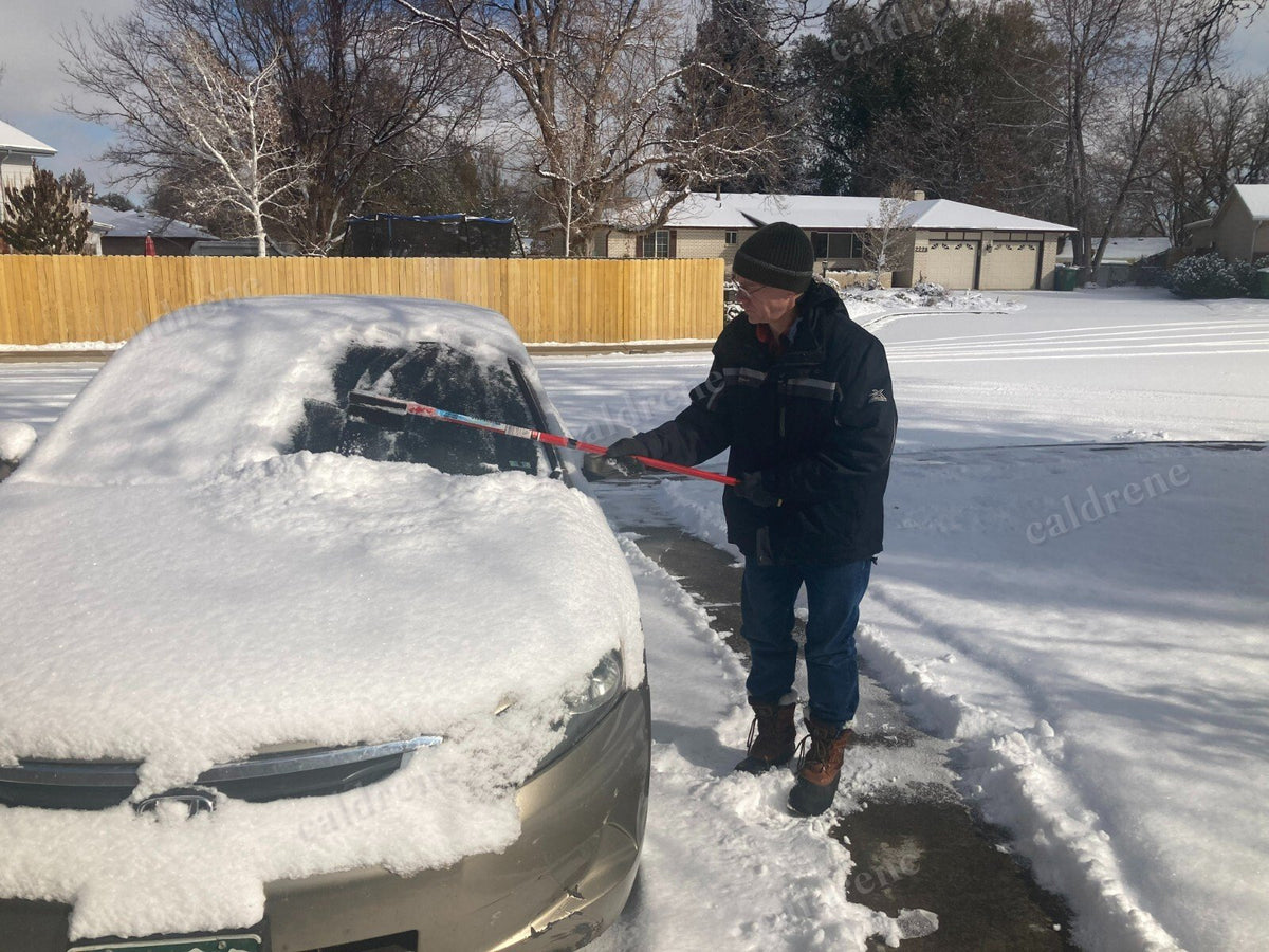 Extendable Snow Brush and Ice Scraper – view 3