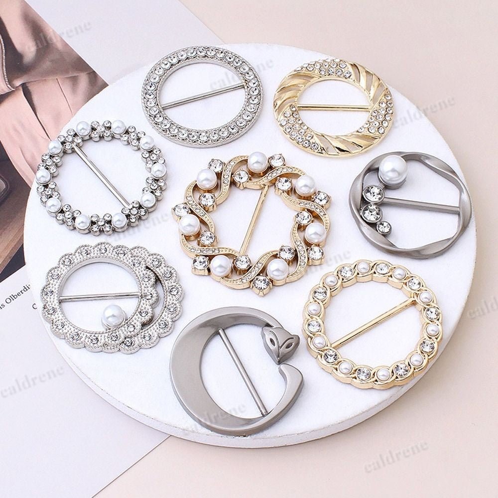 Multifunctional T-Shirt Clip for Scarves and Shawls – view 7