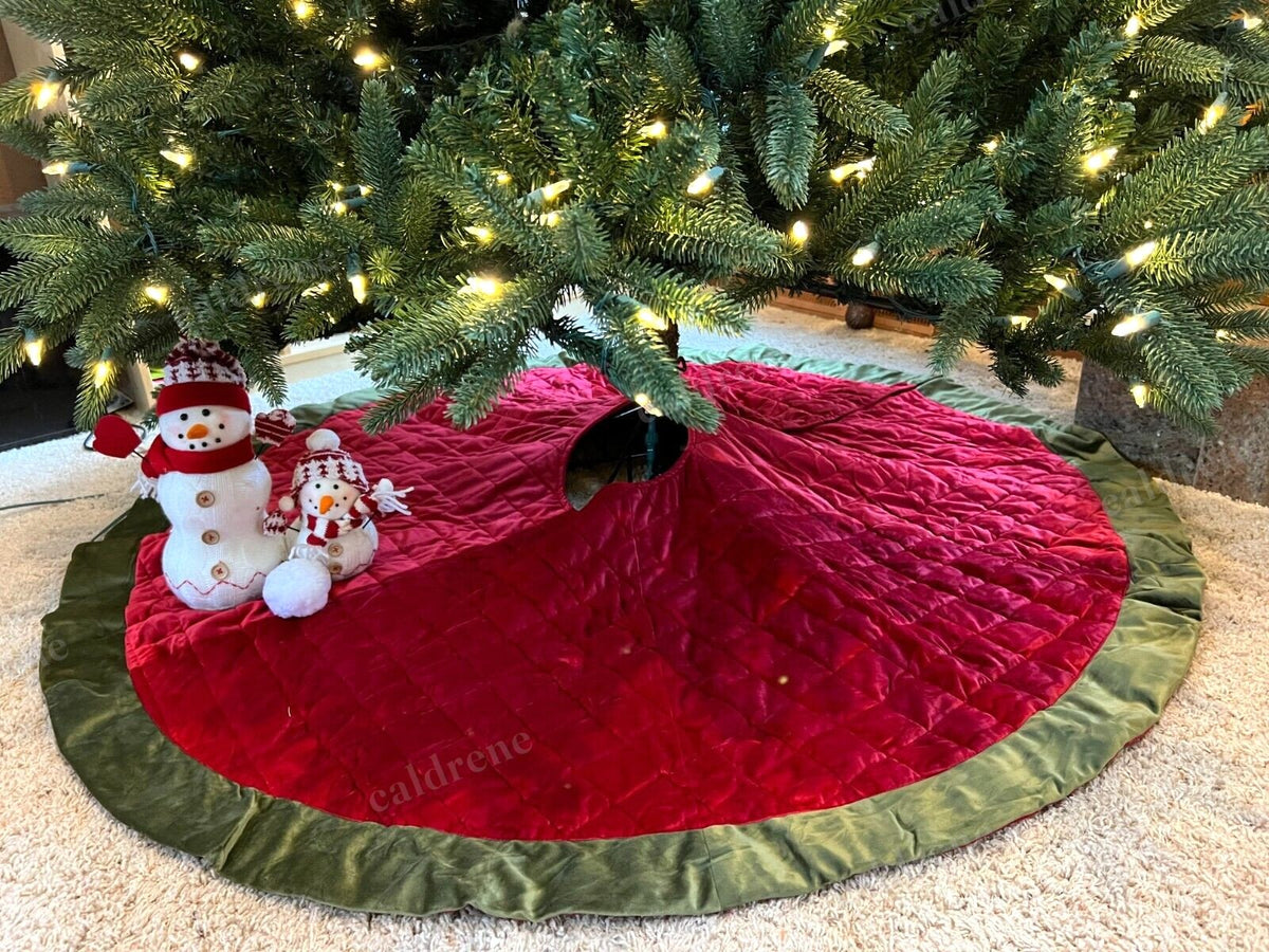 Quilted Velvet Christmas Tree Skirt – view 6