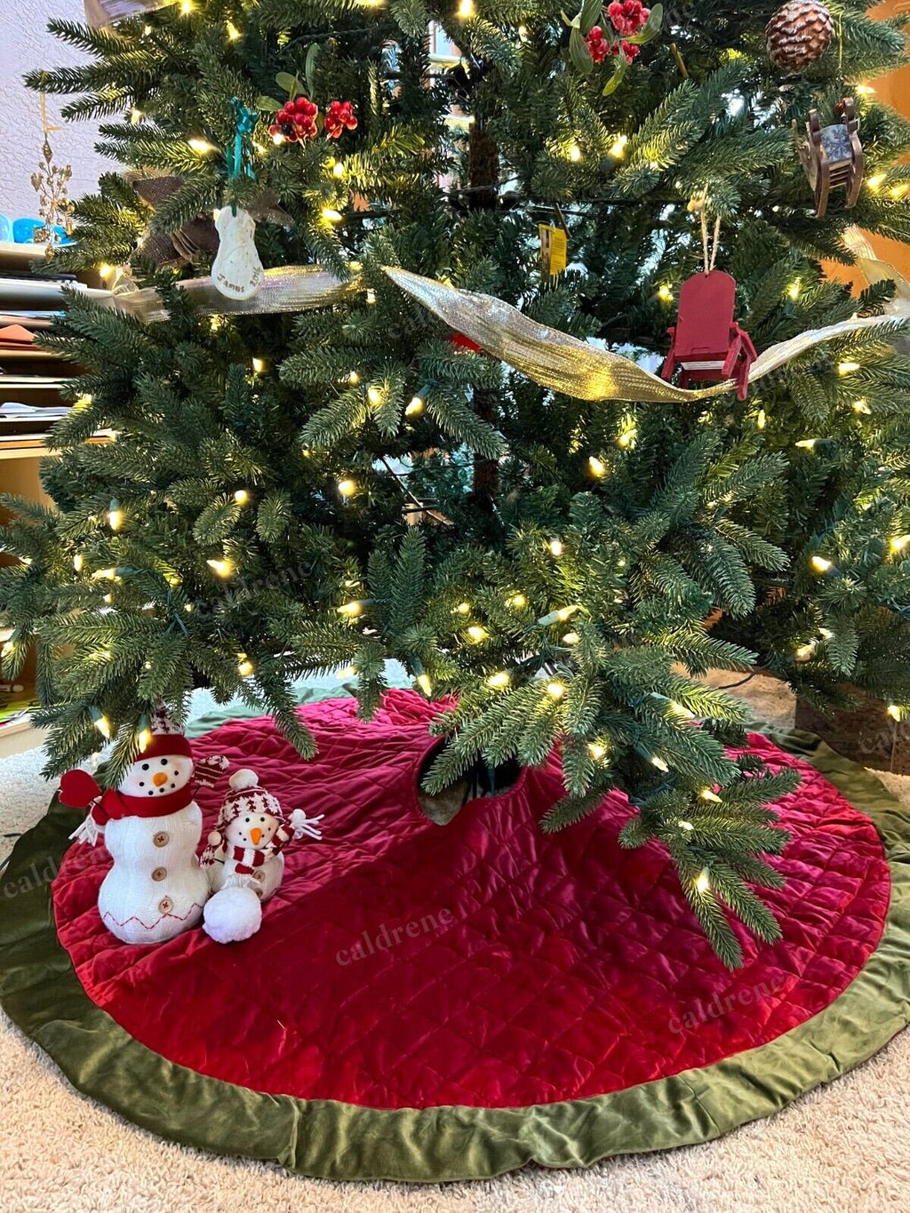 Quilted Velvet Christmas Tree Skirt – view 7