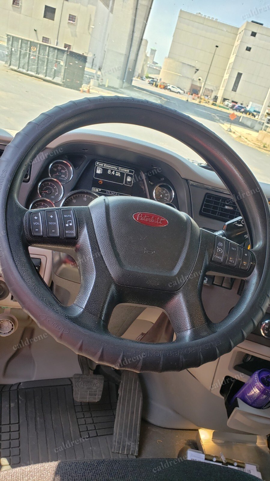 Silicone Steering Wheel Cover for Trucks, 16–19 in – view 3