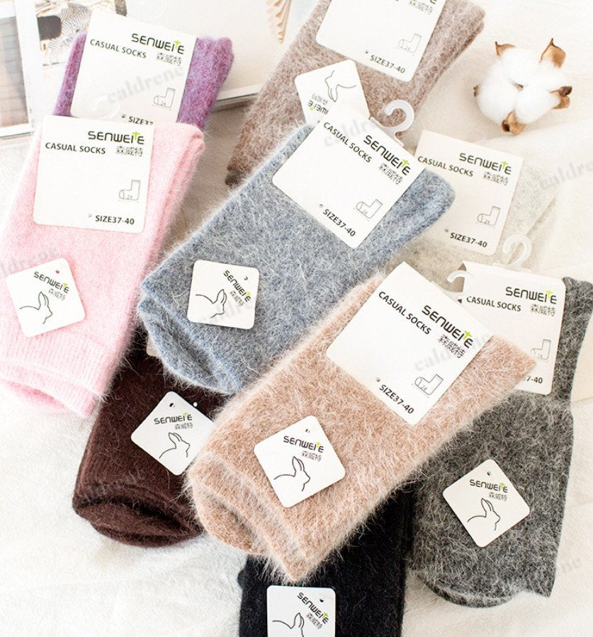 Women's Warm Thick Wool Blend Crew Socks, 5 Pack – view 3