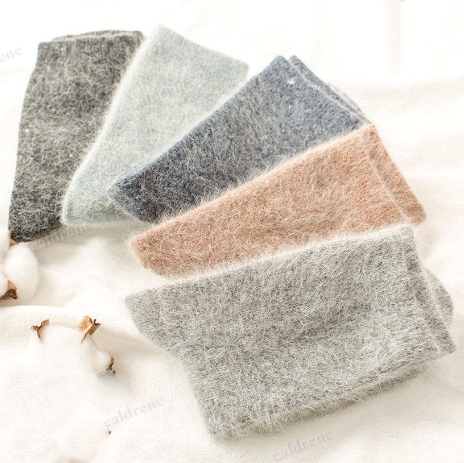 Women's Warm Thick Wool Blend Crew Socks, 5 Pack – view 9