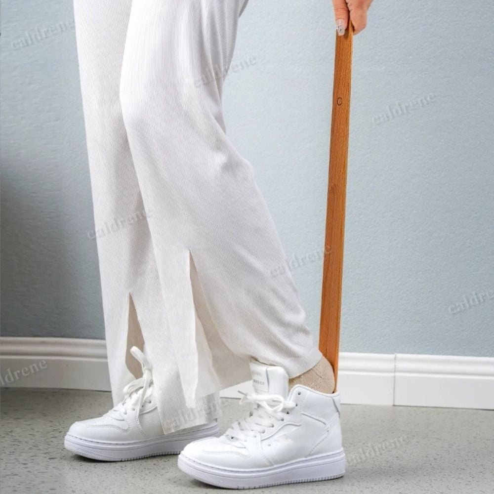 Wooden Handle Magnetic Shoehorn for Easy Shoe Wearing – view 7